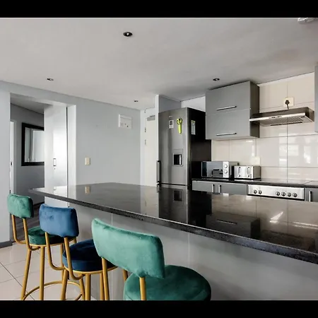 Stylish Penthouse In The Mothercity Kaapstad Buitenkant foto