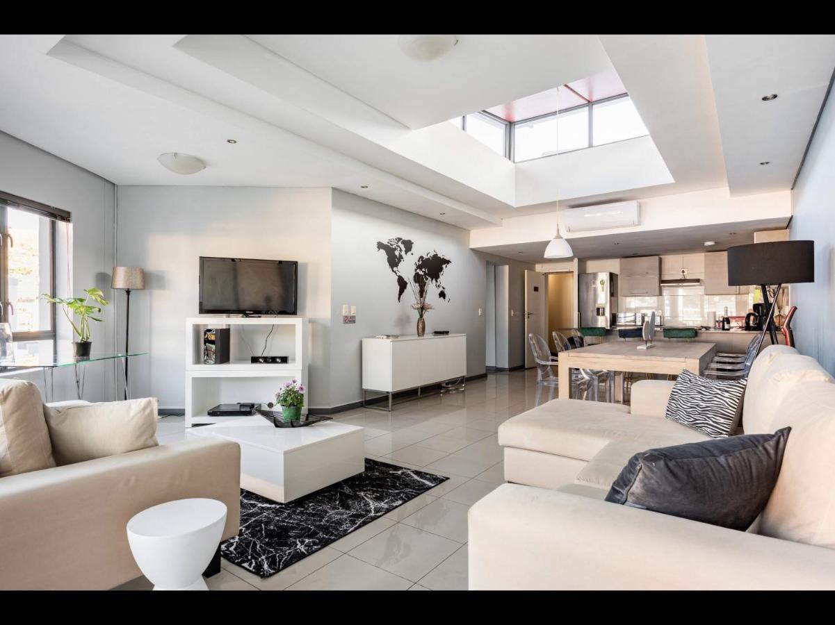 Stylish Penthouse In The Mothercity Apartment *