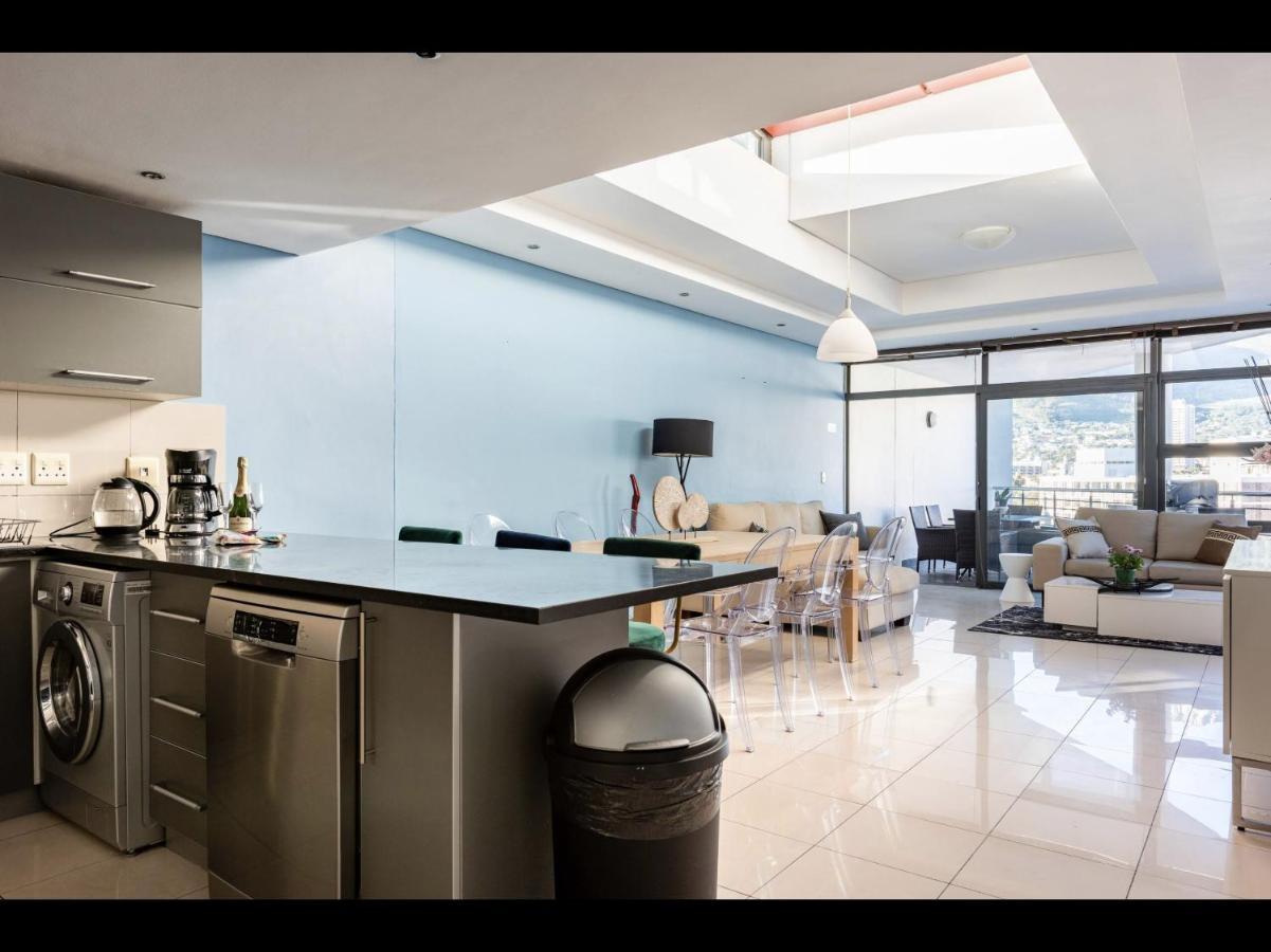 Stylish Penthouse In The Mothercity Apartment *